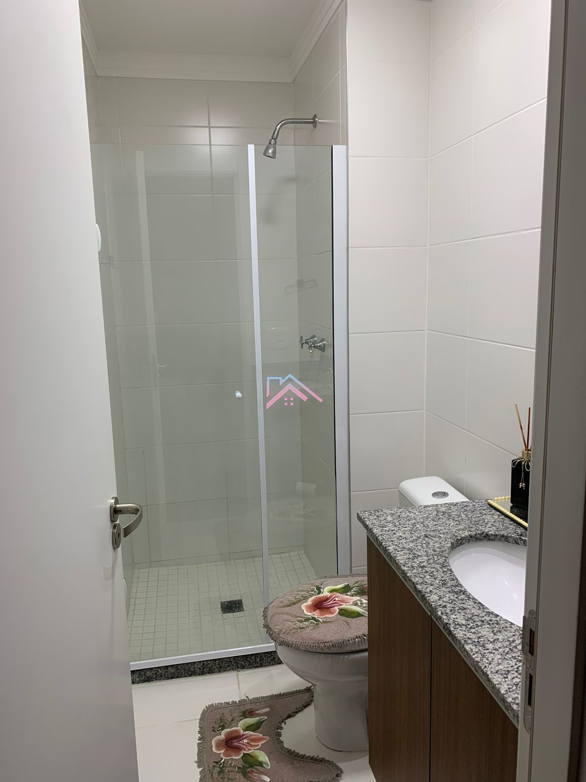 1796a972-f5a7-4a1a-bbf6-75d146edc4b2