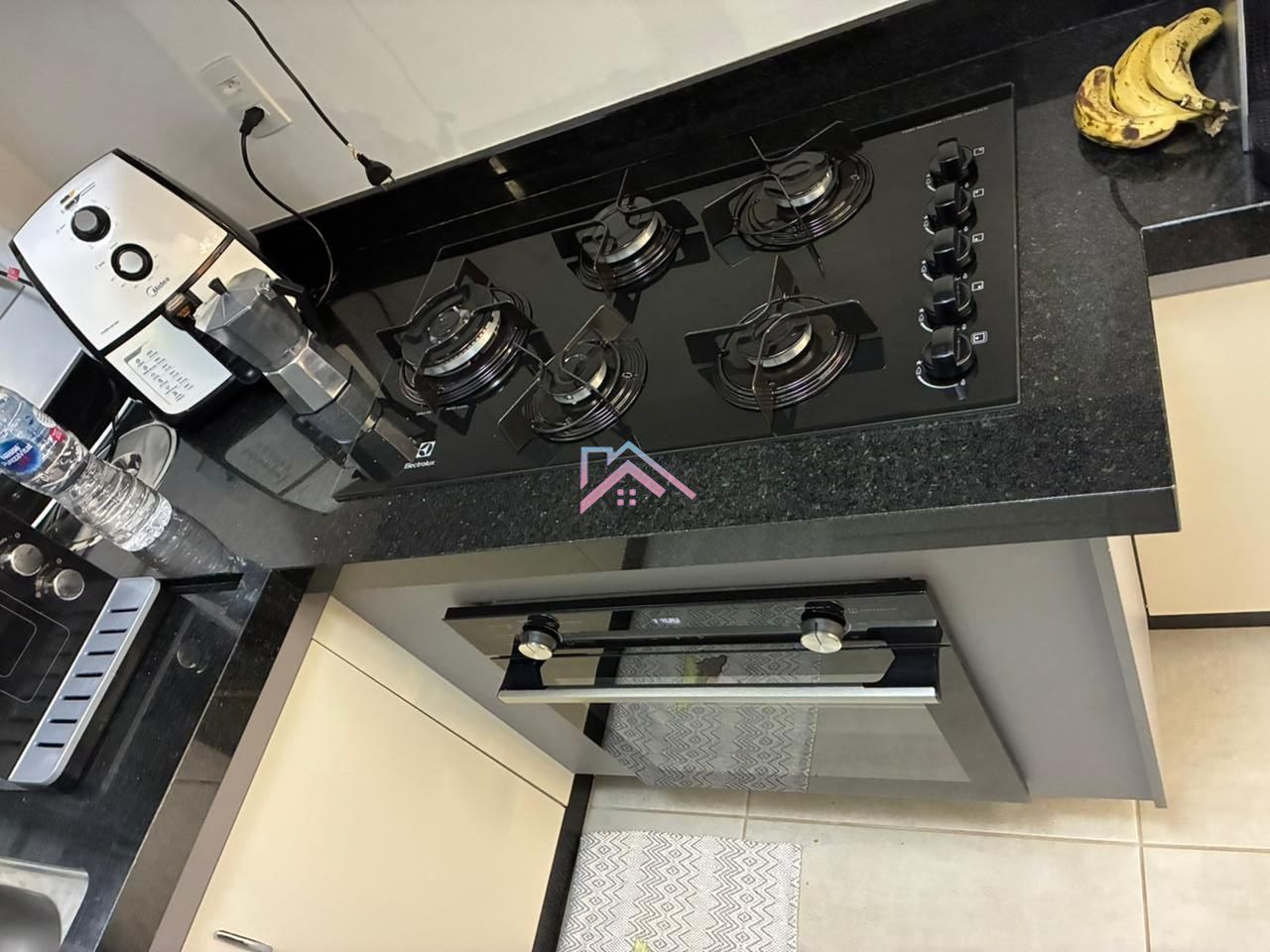 5b9b1bac-f478-4b72-977d-f2a4f9bac2fe