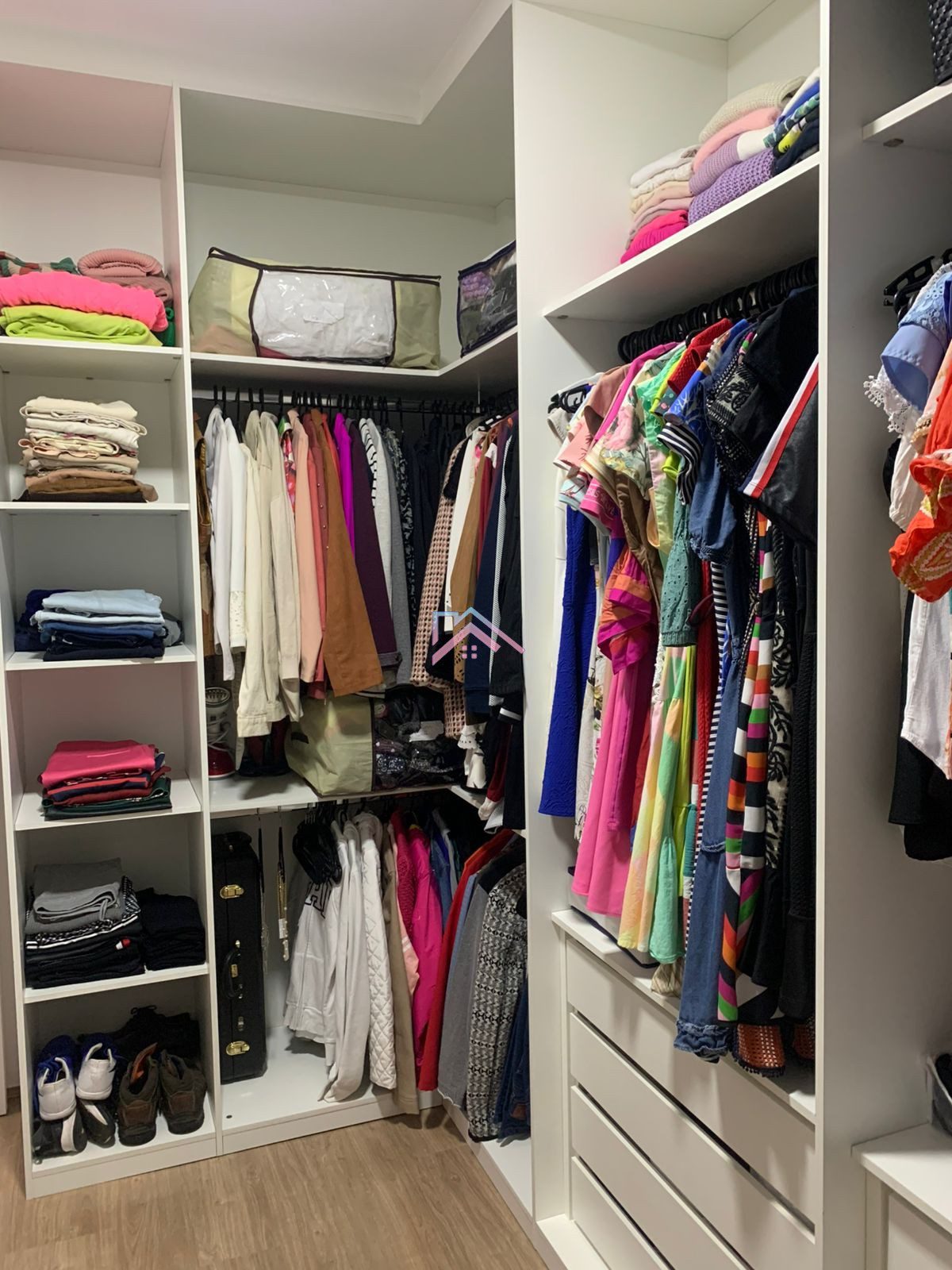 82d8b096-36d8-41af-995d-52e56d910035