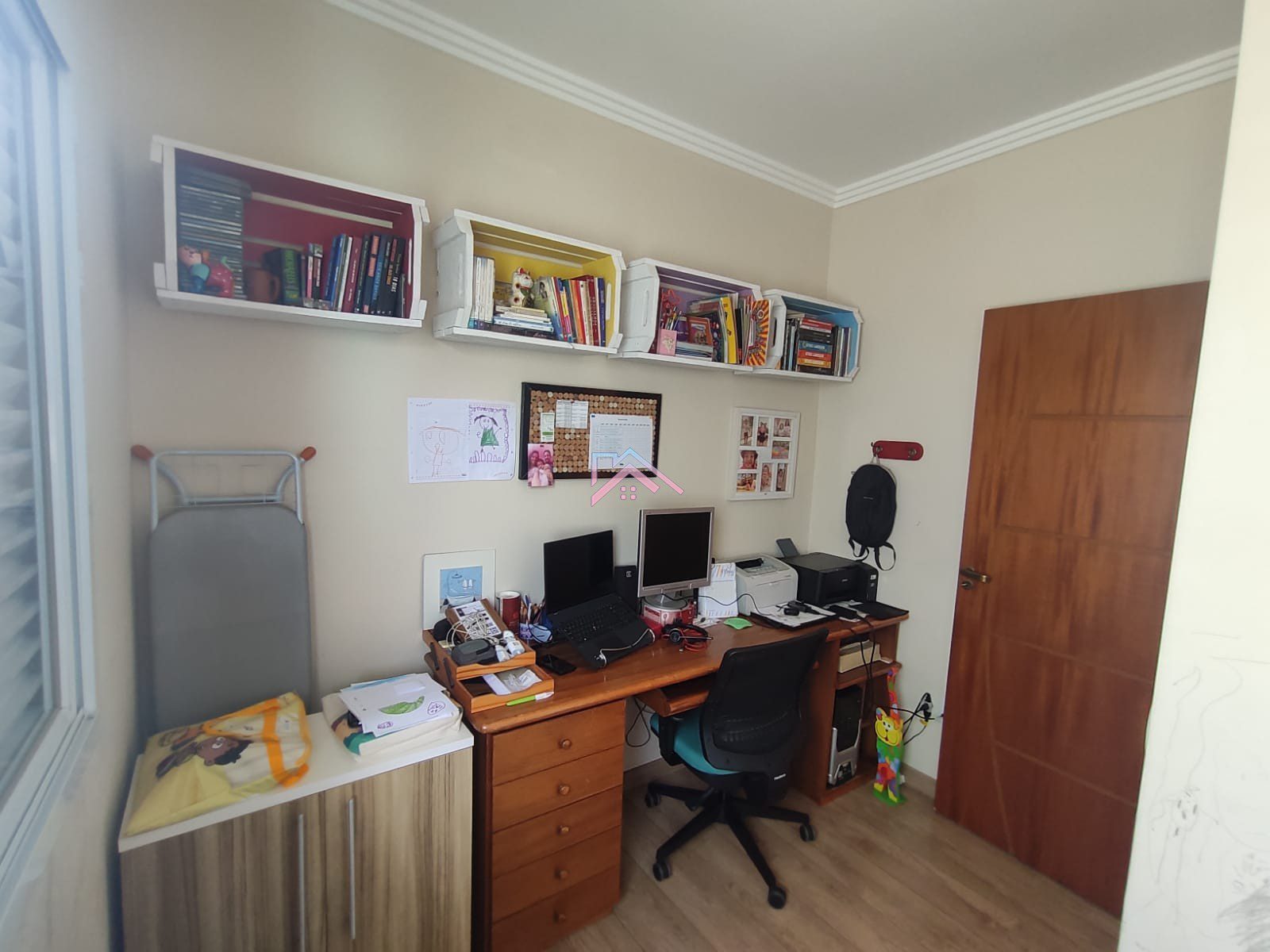 986b9c91-1da9-4c3c-857f-d2affc8af40c