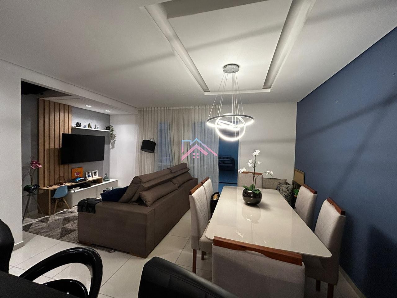 d3e3990d-f4cc-40a3-81ed-77abaa6c4851