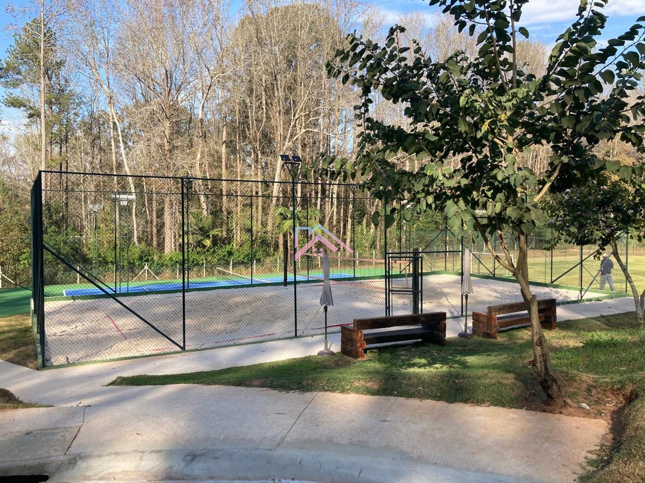 9b737a63-b180-4b90-83e3-43ce8c92e00d