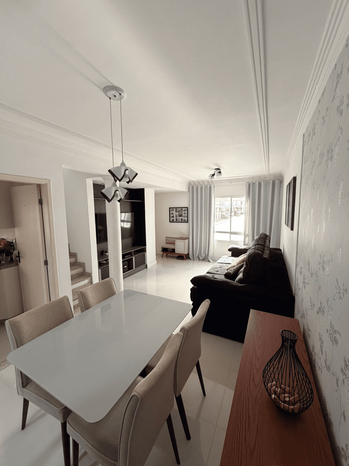 ad9cdb57-6197-4d83-a68e-e7fa35b17d6b (1)