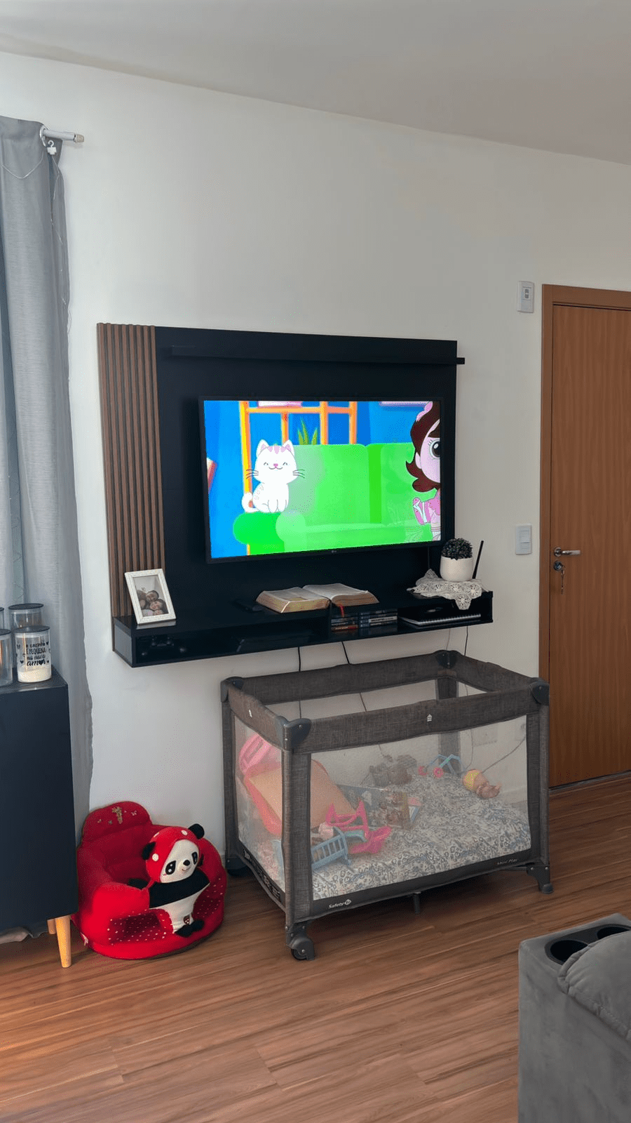 d18c970b-70c2-41cb-a51a-4a52e5b2789a